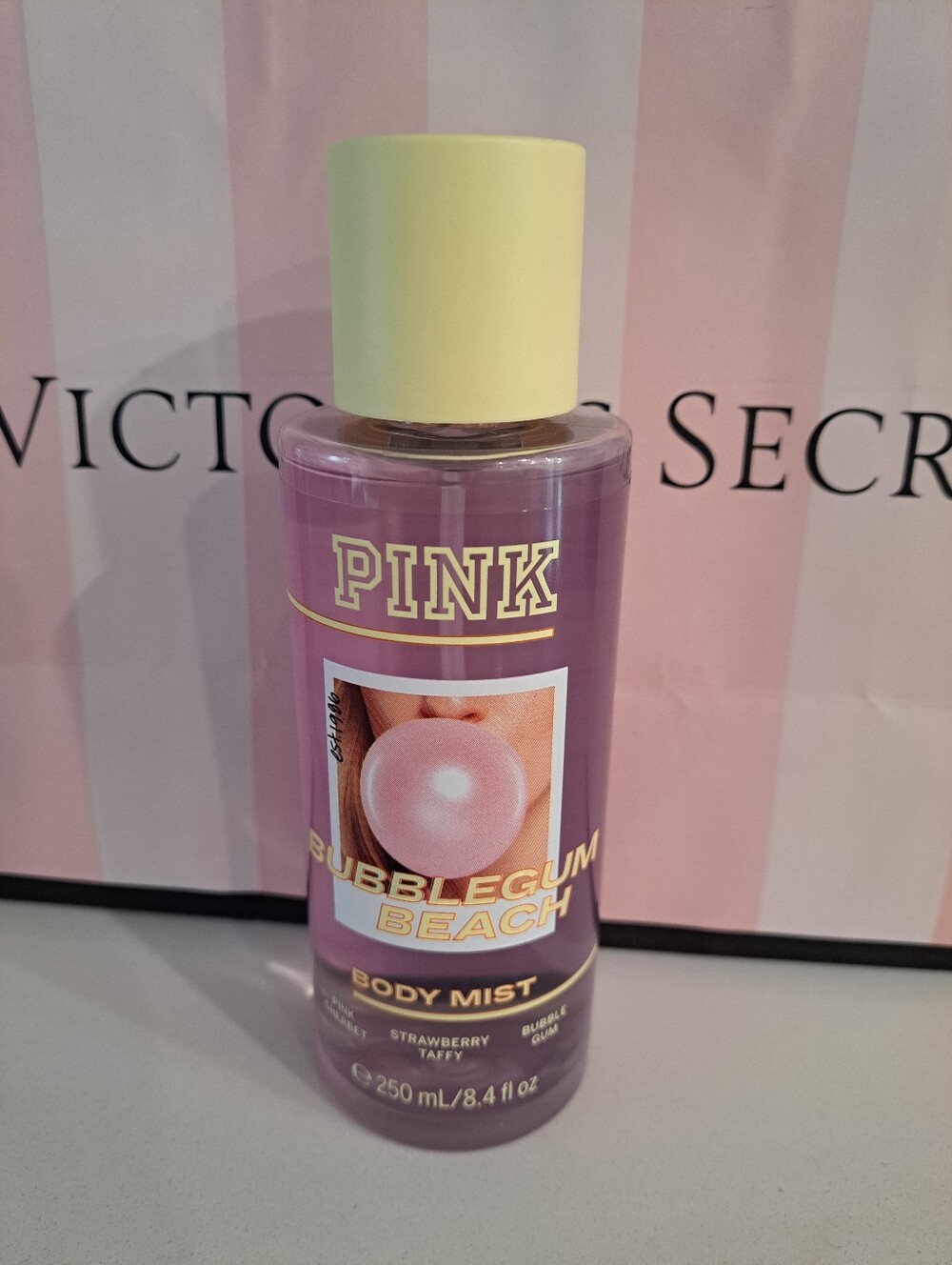 PINK Fragance Body Mist - New